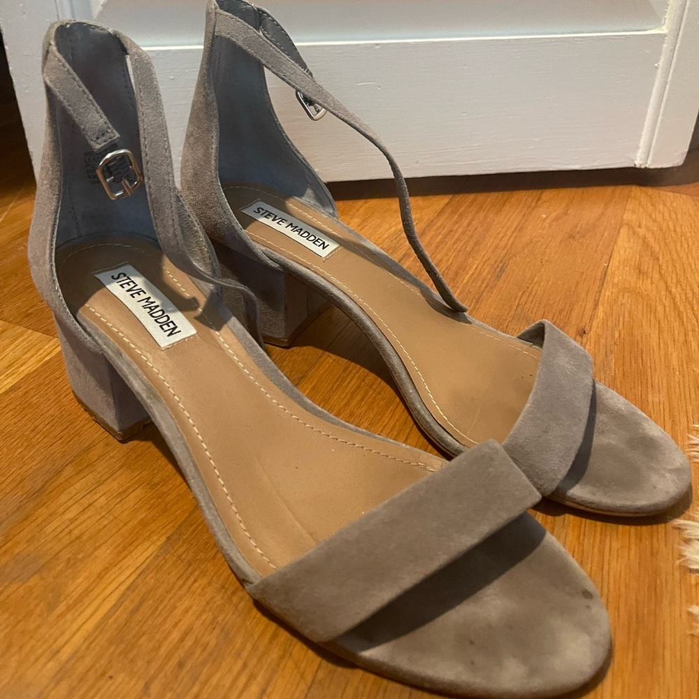 Steve Madden 2 inch heel suede sandals